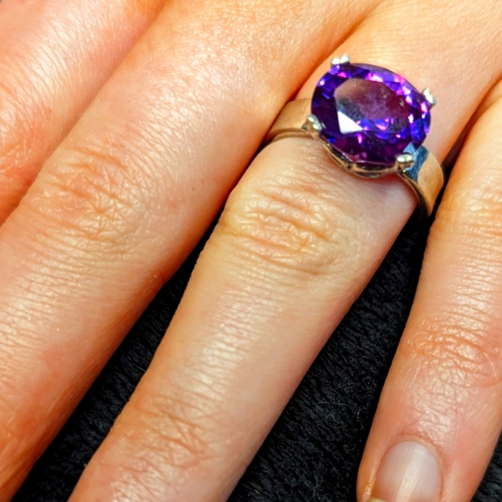 Fashion Ring